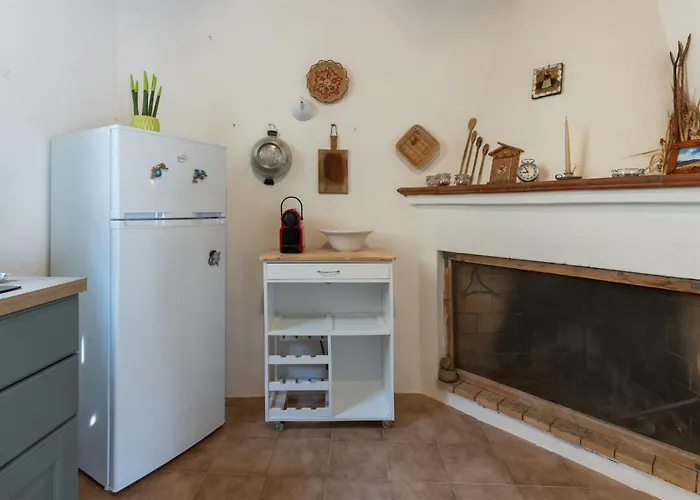 Apartment Guesthost - Sa Domo De Murera - Sardinian House *