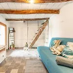 Guesthost - Sa Domo De Murera - Sardinian House Muravera