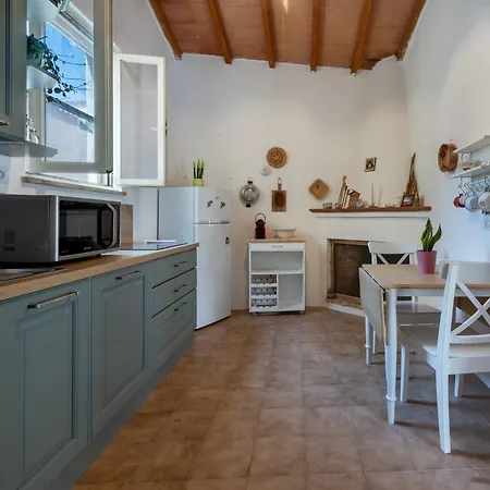 Apartman Guesthost - Sa Domo De Murera - Sardinian House