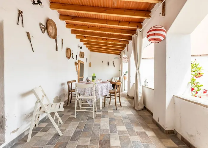 Apartman Guesthost - Sa Domo De Murera - Sardinian House *