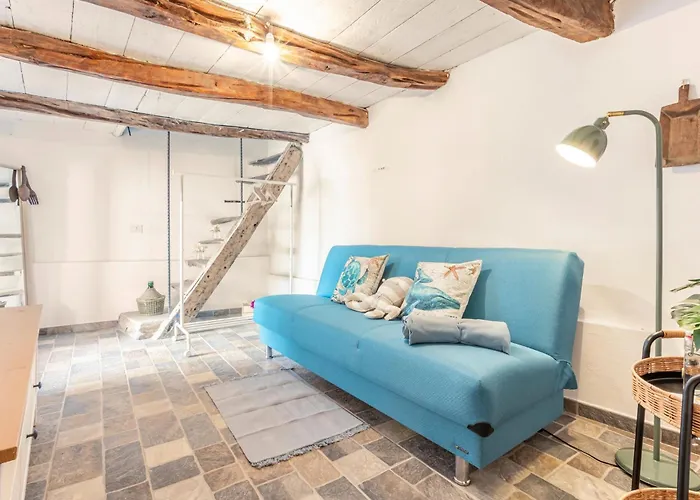 Apartment Guesthost - Sa Domo De Murera - Sardinian House Muravera